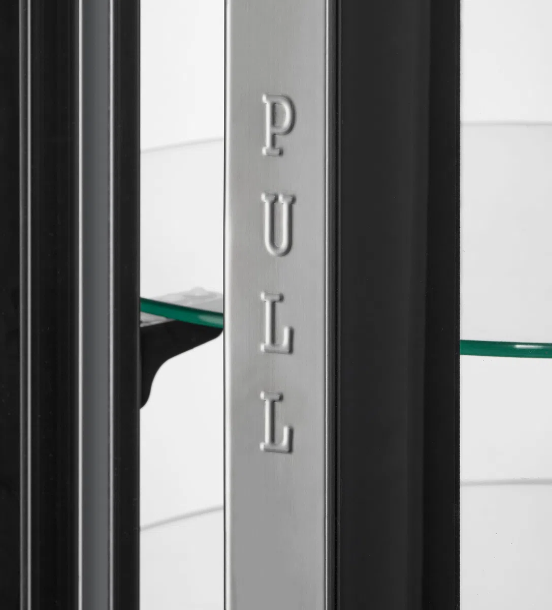 METRO Professional Vetrina Refrigerata per Dolci GRV1100, Acciaio Inox/Vetro, 100L, 210W, Termostato Digitale, 3 Ripiani Regolabili, Luce LED
