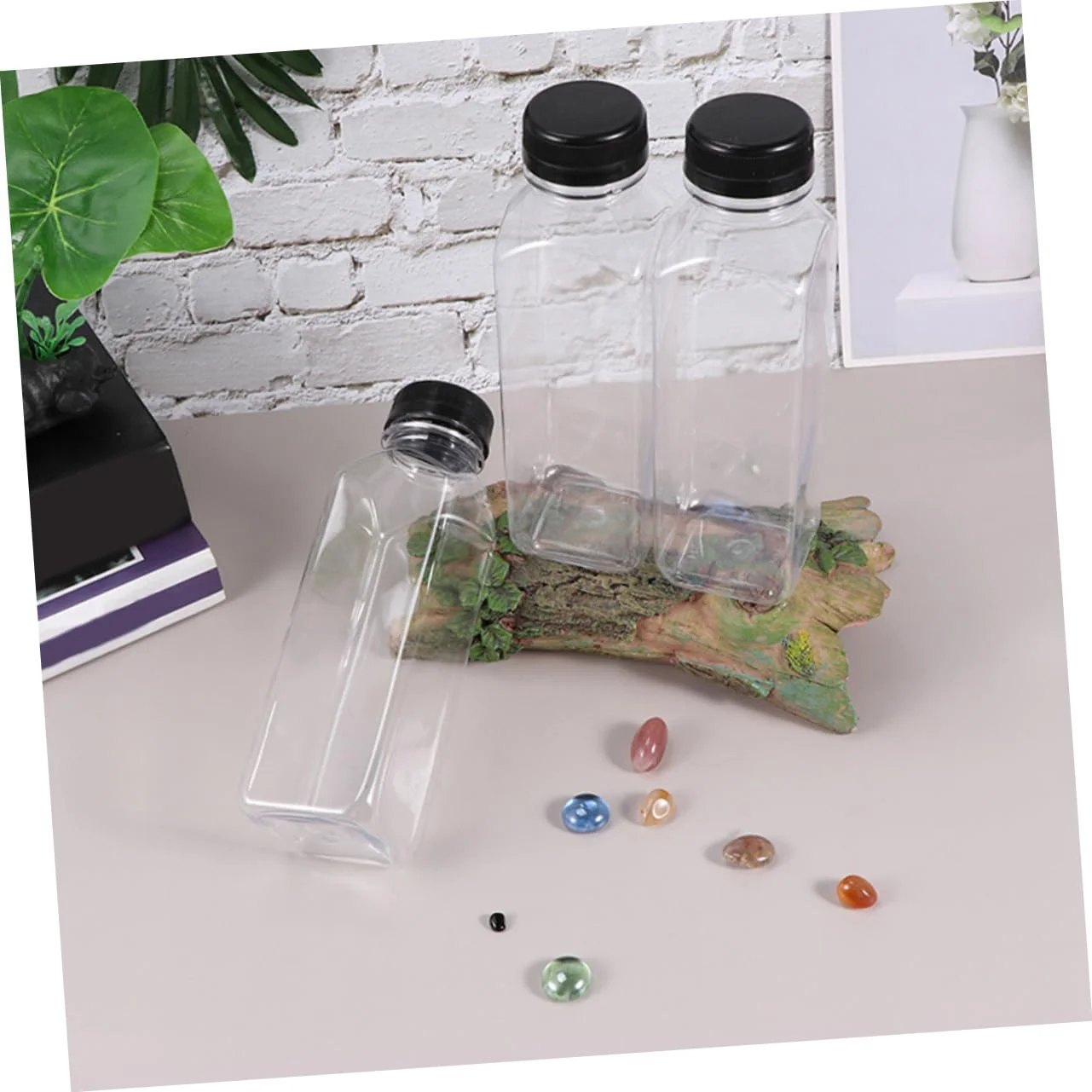 Cabilock 12 Pezzi Bottiglie per Riutilizzabili con Nero in Plastica Trasparente per Bevande Contenitori Vuoti per Succhi e Smoothie Design Minimalista e Sicuro